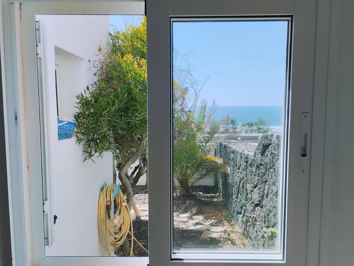 Beautiful Small Bungalow, Amazing Views And Garden Фамара Экстерьер фото