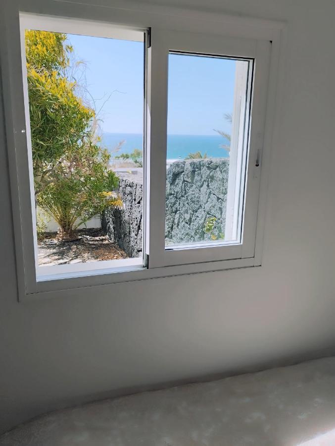 Beautiful Small Bungalow, Amazing Views And Garden Фамара Экстерьер фото